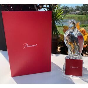 Falcon Crystal Figurine by BACCARAT with box